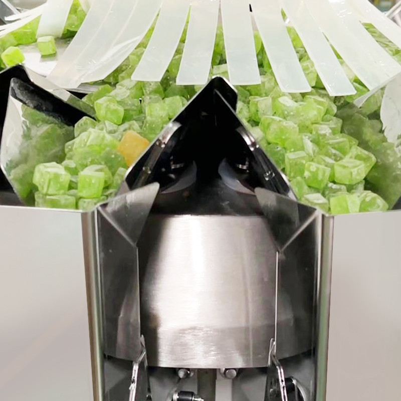 Automatische noten chips gummy candies ritszak zak zak verpakkingsmachine met multi-head weegsysteem