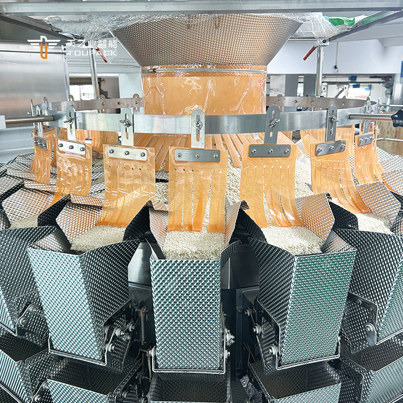 Automatische verticale weegmachine voor het vullen van zakjes Snack koffiebonen Cereal hondenvoer Rijst pindakaartjes gedroogd fruit verpakkingsmachine