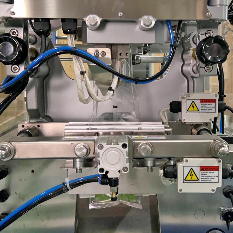 Automatische aardappelschips Multihead Weigerer Weegsysteem garnalen Franse verpakkingsmachine Puffing Food Granule Verpakkingsmachine