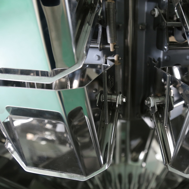 Volledig automatische hoge snelheid stikstof verticale vorm vul zegel zak snack voedsel weging puffs voedsel pellet verpakkingsmachine