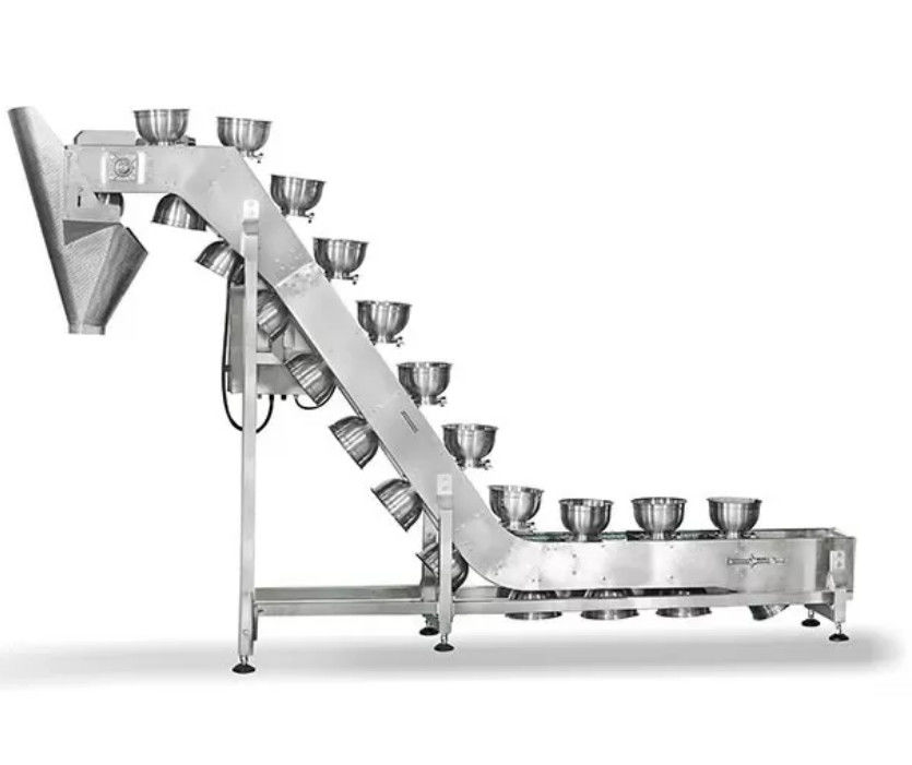 60 WPM-het Type van de Verpakkende Machine Geneigde 3L Kom van het Snackvoedsel het Vullen Transportband
