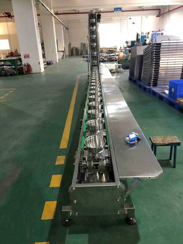 0.75KW het Type van het Voedsel Veilige Kom van de groenten in het zuur Verpakkende Machine Meetbare Alcoholistentransportband voor Flardenblokken